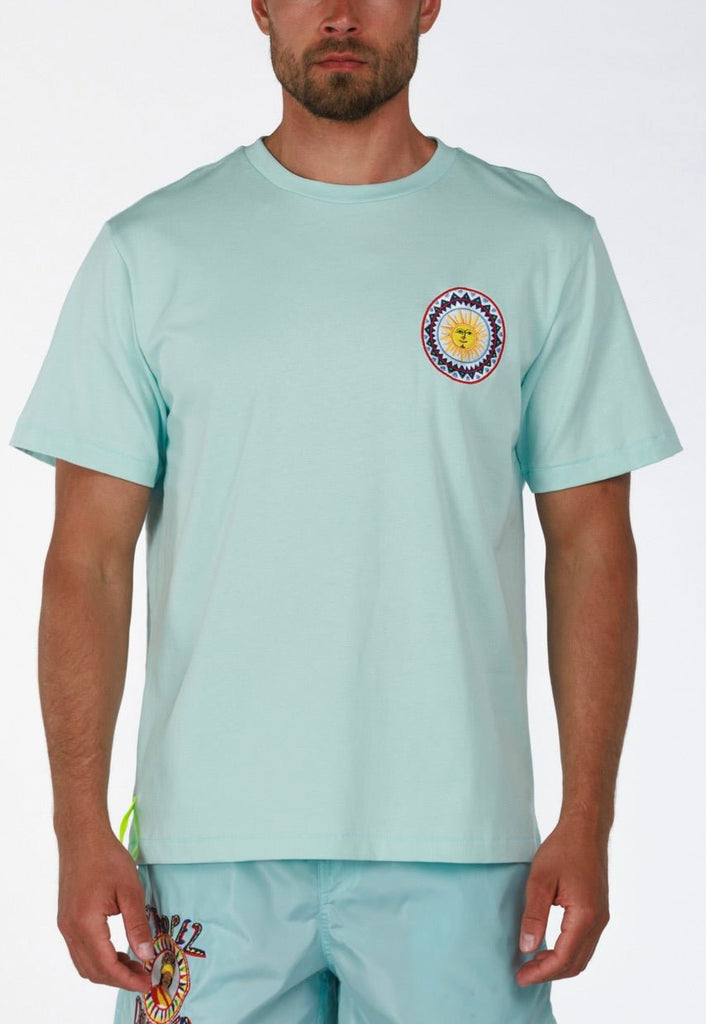 ST. TROPEZ DOLCE VITA SKY BLUE | Menʼs OS T - Shirt - BAIN DE MER USA I Luxury Swimwear & Casual wear